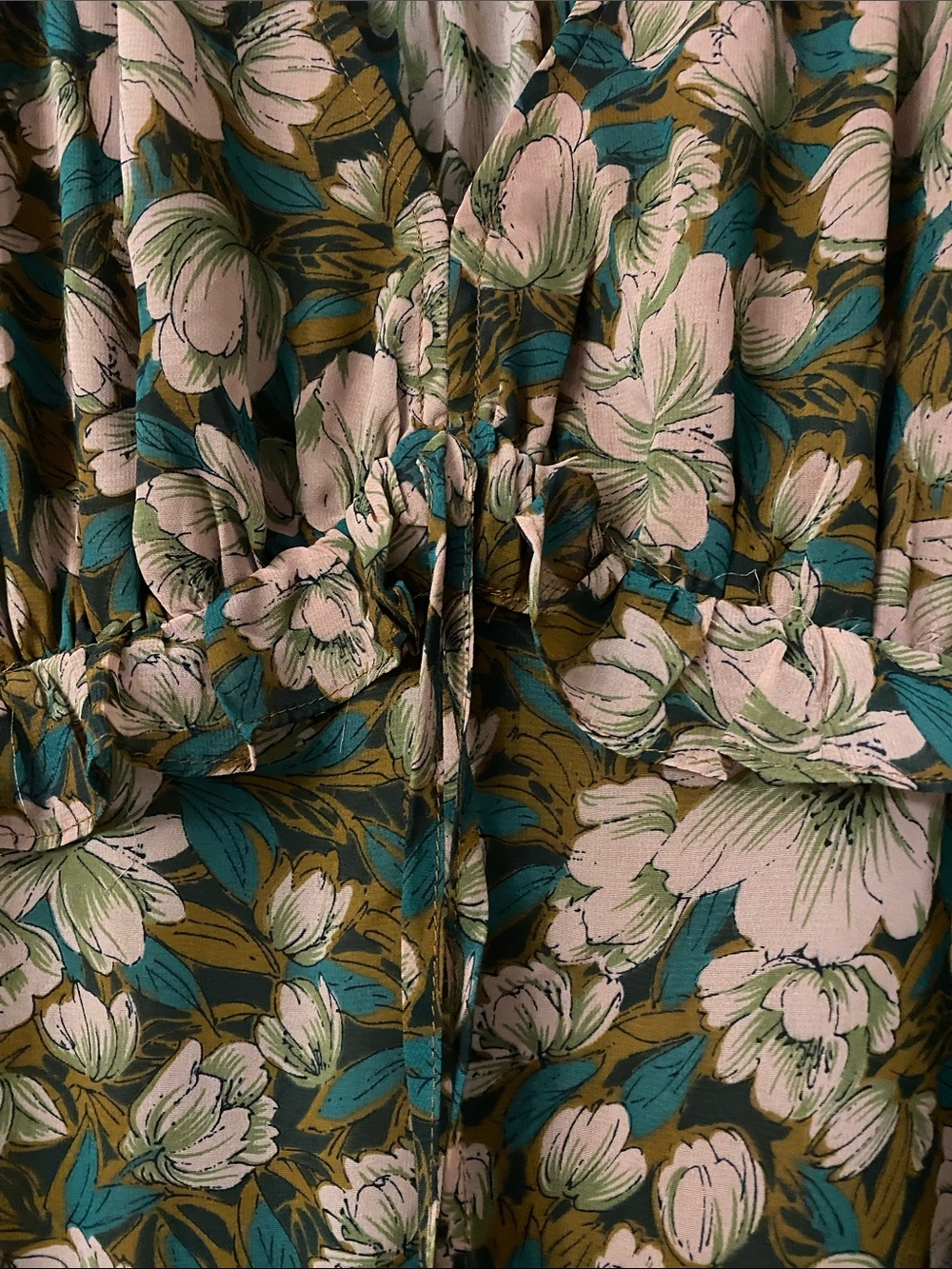 BuddyLove Pia Long Sleeve Maxi Dress in Lost Lovers - Picture 13 of 16